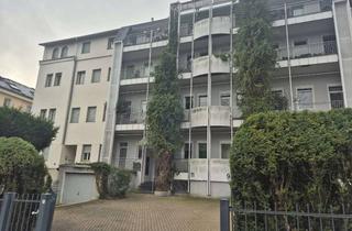 Wohnung mieten in Kaiser-Friedrich-Promenade, 61348 Bad Homburg, 1-Zimmer-Whg auf der Promenade mit EBK & Balkon