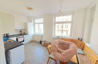 Wohnung mieten in Leipziger Str. a.A., 99085 Krämpfervorstadt, Tolle Einbauküche ohne Ablöse, WG-geeignet - Geräumige & gut geschnittene 2-Zi.-Wohnung in Toplage!