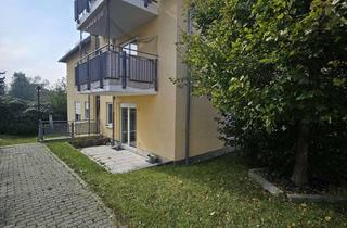 Wohnung mieten in Martinshöhe 8a, 04158 Wiederitzsch, *** 2 Zimmer DG Wohnung mit großem Balkon in bevorzugter Wohngegend ***