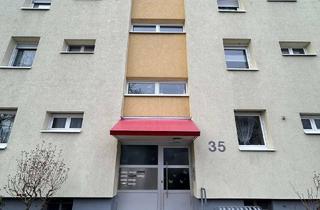 Wohnung mieten in Ulmenweg 35, 68167 Neckarstadt, Helle 2-Zimmer Wohnung!