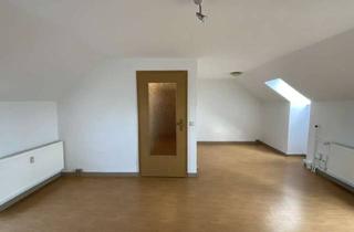Wohnung mieten in Erich-Mühsam-Straße 26, 06886 Lutherstadt Wittenberg, Gemütliche 1-Zimmerwohnung im Dachgeschoss