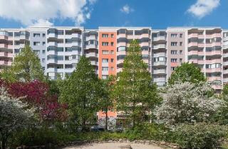 Sozialwohnungen mieten in Landsberger Allee 233, 13055 Alt-Hohenschönhausen, unrenoviert - mit WBS