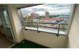 Wohnung mieten in Pölbitzer Str. 25, 08058 Pölbitz, 2-Zimmer-DG-Whg, mit Balkon und Lift, Stellplatz im Parkhaus MÖGLICH