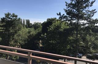 Wohnung mieten in Josef-Neuberger-Straße 16, 40625 Gerresheim, Traumwohnung in Düsseldorf-Gerresheim: 2,5-Zimmer mit Terrasse & Wintergarten