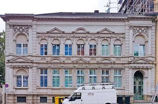 Wohnung mieten in Uellendahler Straße 21, 42107 Elberfeld, Zentral gelegene 3 Zimmer Dachgeschosswohnung