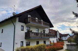 Wohnung mieten in 94086 Bad Griesbach, Sehr schöne 2-Zimmer-DG-Wohnung mit grandiosem Ausblick, Balkon und TG-Stellplatz