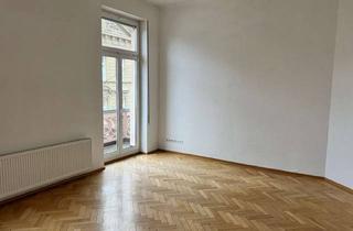 Wohnung mieten in 97688 Bad Kissingen, Großzügige 2,5 - Zimmeraltbauwohnung mit Einbauküche und Balkon mitten in der Stadt