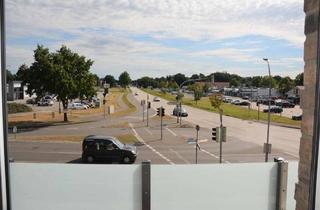 Wohnung mieten in 25746 Wesseln, Altersgerechte Dachgeschosswohnung mit Fahrstuhl und Balkon in Südlage