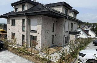 Wohnung mieten in Büscherhof 13a, 51545 Waldbröl, ** Exklusive 3-Zimmer- Dachgeschosswohnung im Herzen von Waldbröl !**