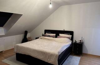 Wohnung mieten in St.-Benedikt-Straße, 85716 Unterschleißheim, Helle 2,5 Zimmer-DG-Wohnung in Unterschleißheim