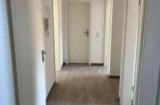 Wohnung mieten in Alte Straße 34, 04552 Borna, Helle 2-Raum-Wohnung mit EBK und Garten