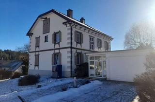 Wohnung mieten in Prinz-Max-Allee, 79877 Friedenweiler, Großzügige 6,5-Zimmer Wohnung mit Balkon in Friedenweiler