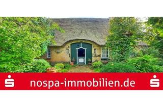 Haus kaufen in 25879 Süderstapel, Liebhaberobjekt: Reetdachhaus mit Potenzial zur Entfaltung des ursprünglichen Charmes!