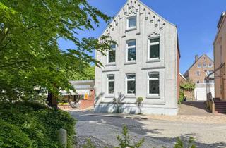 Haus kaufen in 25813 Husum, Stylisches Stadthaus in der Innenstadt von Husum - Nordsee