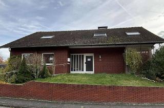 Haus kaufen in 33129 Delbrück, Zweifamilienhaus mitten in Delbrück