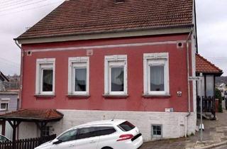 Einfamilienhaus kaufen in 66299 Friedrichsthal, Freistehendes Einfamilienhaus mit ELW in Friedrichsthal