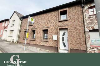 Haus kaufen in 52134 Herzogenrath, Viel Potenzial in Toplage – renovierungsbedürftiges, charmantes Reihenmittelhaus in Kohlscheid!
