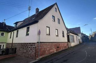 Einfamilienhaus kaufen in 97753 Karlstadt, Einfamilienhaus mit Scheune, Nebengebäude und vielfältigen Nutzungsmöglichkeiten