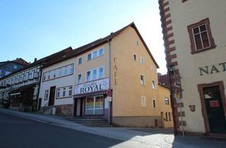 Haus kaufen in 36142 Tann, Vollvermietetes Dreifamilienhaus in zentraler Lage von Tann (Rhön)