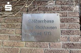 Haus kaufen in 26847 Detern, Die Baracken entlang der Burgstraße...