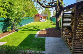 Haus kaufen in 41363 Jüchen, Ihr neues Zuhause: Reihenmittelhaus mit 3 Kinderzimmern, PV-Anlage und Traumgarten in Jüchen