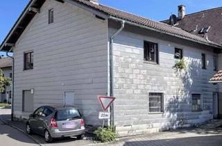 Haus kaufen in Ortmanringer 14, 83361 Kienberg, Provisionsfreies Zweifamilienhaus zum Preis einer Wohnung!!!