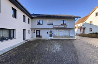 Haus kaufen in Ortmanringer 14, 83361 Kienberg, Provisionsfreies Zweifamilienhaus zum Preis einer Wohnung!!!