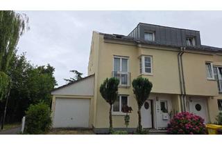 Haus mieten in Westerwaldweg, 65760 Eschborn, Eck-Reihenhaus mit 5 Zimmern und Garage in Eschborn