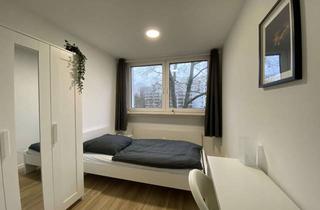 Immobilie mieten in Alfred-Neumann-Anger, 81737 München, frisch renovierte 4er-WG in Neuperlach nähe U-Bahn