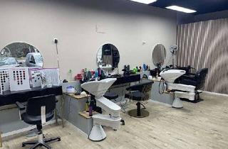 Gewerbeimmobilie kaufen in Tal, 80689 Pasing-Obermenzing, Kapitalanal. o. Selbstn. € 115.000.-, Miete 1.050.-/Mon..! 48 m² Laden + 20 m² UG. Erbp. noch 20 J..