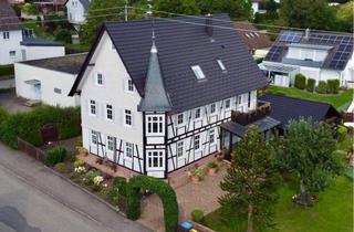 Haus kaufen in 72175 Dornhan, Altbauflair trifft Moderne - Ihr Schlösschen voller Potenzial auf großzügigem Grundstück