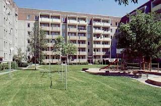 Sozialwohnungen mieten in Schnorrstr. 34, 01069 Südvorstadt-Ost, Jetzt zugreifen: ansprechende 3-Zimmer-Wohnung (WBS)