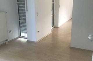 Haus mieten in Josef-Steiner-Str. 11, 86505 Münsterhausen, Preiswerte 4-Raum-Doppelhaushälfte mit gehobener Innenausstattung in Münsterhausen