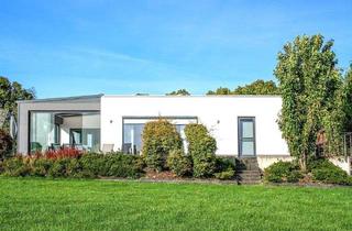 Haus kaufen in 54497 Morbach, Morbach / Hunolstein - Exklusiver, energieeffizienter Bungalow, voll möbliert mit hochwertiger Ausstattung in Traumlage!