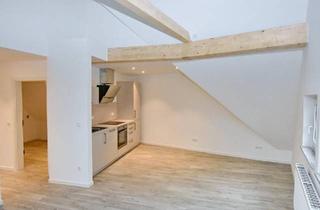 Wohnung kaufen in 27472 Cuxhaven, Cuxhaven - Charmante Dachgeschosswohnung Stadtmitte EBK
