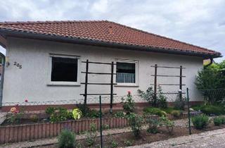 Einfamilienhaus kaufen in 06528 Wallhausen, Wallhausen - Ruhiges Wohnen auf dem Land - EFH auf schönem Grundstück