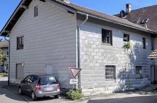 Haus kaufen in 83361 Kienberg, Kienberg - Provisionsfreies Zweifamilienhaus zum Preis einer Wohnung!!!