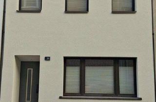 Reihenhaus kaufen in 53879 Euskirchen, Euskirchen - zentrales Wohnjuwel: kernsaniertes Reihenhaus mit Solar, Kamin & exklusivem Pizzaofen