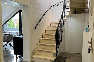 Wohnung kaufen in 59192 Bergkamen, Bergkamen - Modernisierte Maisonette-Wohnung mit Balkon und Klima - top Lage!