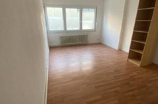 Wohnung kaufen in 73033 Göppingen, Göppingen - 2-3 Zimmerwohnung Eigentumswohnung 69qm Wohnung Tiefgarage Doppel