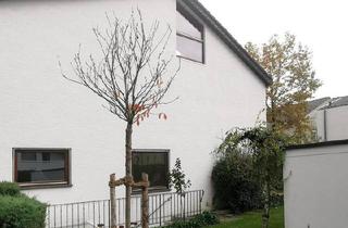 Einfamilienhaus kaufen in 70619 Stuttgart, Stuttgart - Gepflegtes Einfamilienhaus (Doppelhaus) in Stuttgart-Riedenberg