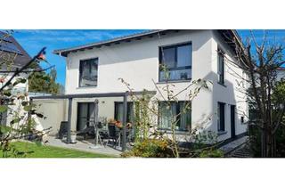 Villa kaufen in 83022 Rosenheim, Rosenheim - Neuw Massiv Stadtvilla großzüg. Raumaufteilung hochw. Naturbaust.