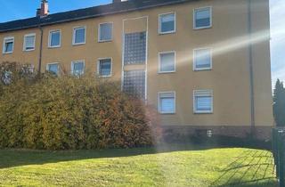 Wohnung kaufen in 37603 Holzminden, Holzminden - Drei Zimmer Eigentumswohnung zu verkaufen