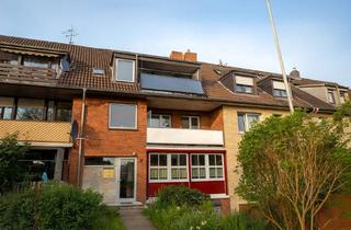 Wohnung kaufen in 41542 Dormagen, ***spezielle, vermietete 4-Zimmer Dachgeschosswohnung in Dormagen-Nievenheim***