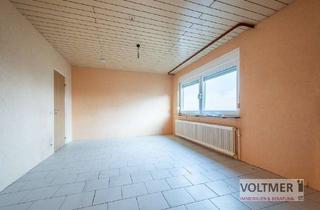 Wohnung kaufen in 66539 Neunkirchen, MÖGLICHKEIT - Eigentumswohnung mit Loggia in Neunkirchen-Wellesweiler!