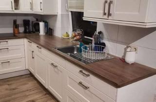 Wohnung mieten in August-Bebel-Strasse 11, 09399 Niederwürschnitz, schöne 4 Raum Etagenwohnung mit Einbauküche