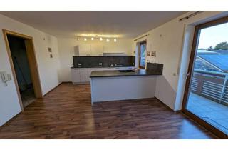 Wohnung mieten in 88317 Aichstetten, Freundliche 3,5-Raum-Dachgeschosswohnung mit EBK und Balkon in Aichstetten