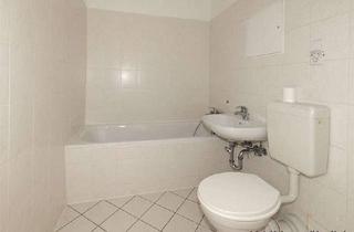 Wohnung mieten in Am Hohen Ufer, 06132 Silberhöhe, Sofort bezugsfertige Vier-Raum-Wohnung