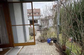 Wohnung mieten in Volkerstraße, 68623 Lampertheim, Schöne 3-Zimmer-Wohnung mit Terrasse & Gartenanteil im EG