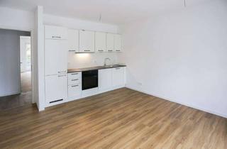 Wohnung mieten in Hämmerlingstraße 136, 12555 Köpenick, Wohnen mit zwei Terrassen – Barrierefreie 2-Zimmer-Wohnung im Erdgeschoss